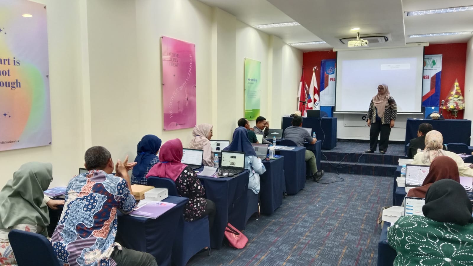 Pelatihan Uji Administrasi Digital